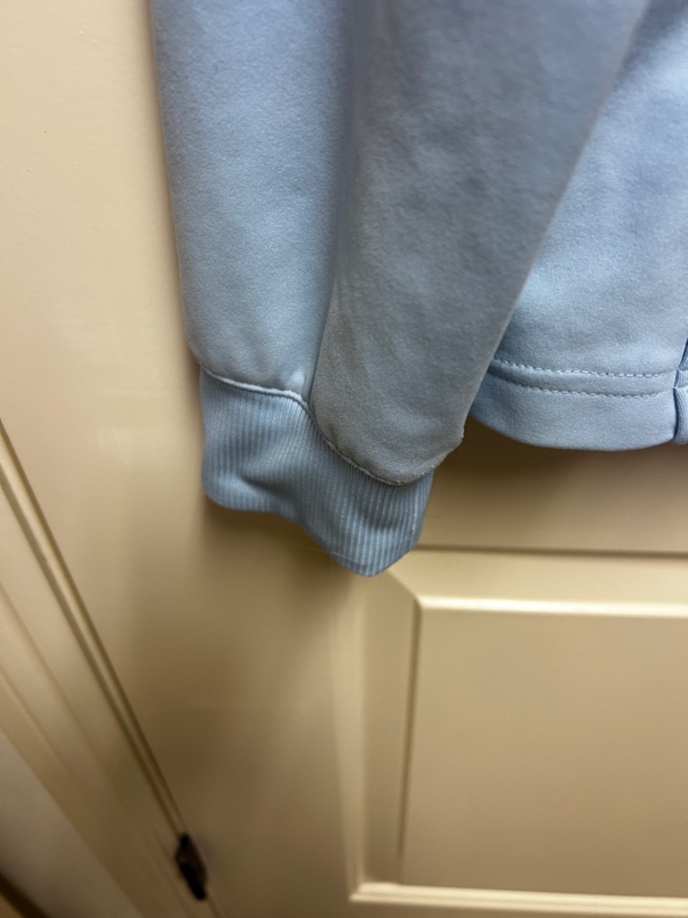 Adidas Women's Light Blue Full-Zip Performance Jacket, Size L - Picture 5 of 7
